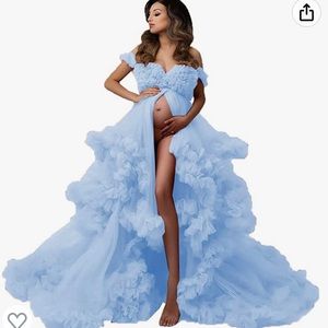 Beautiful maternity photo shoot dress ! Perfect for indoors and outdoors shoots!